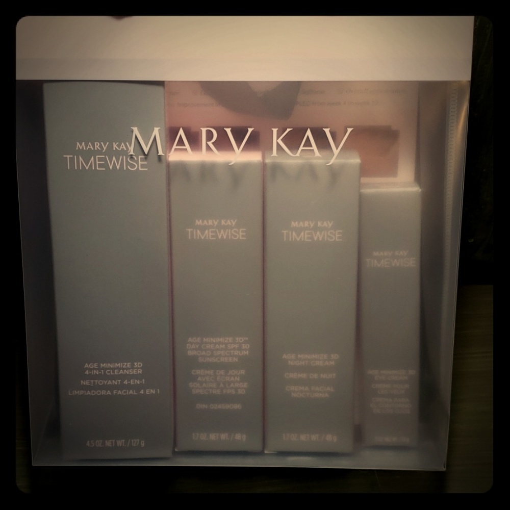 Mary Kay timewise miracle set 3D